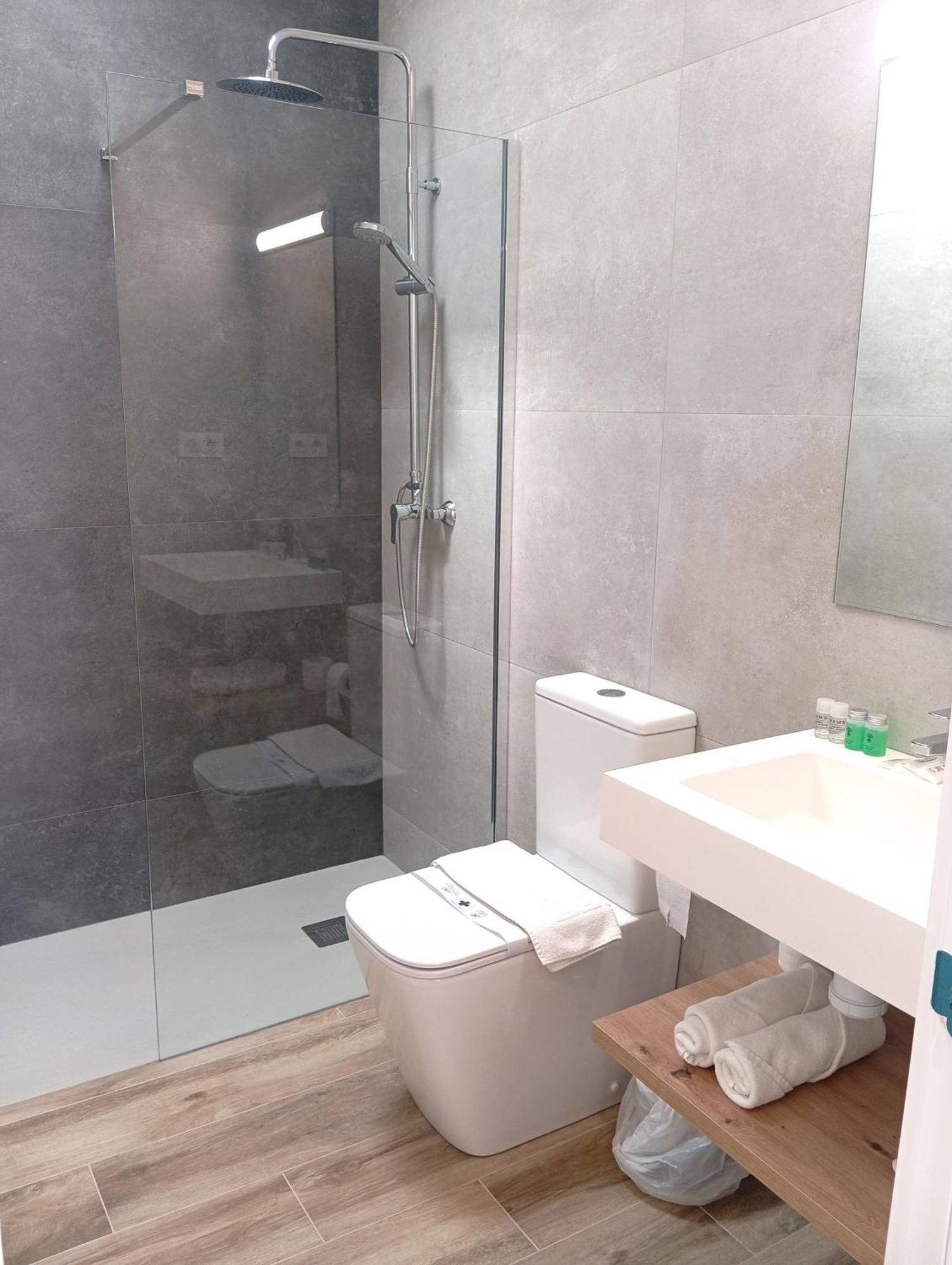 Hostal Casa Emilio Almería Dış mekan fotoğraf