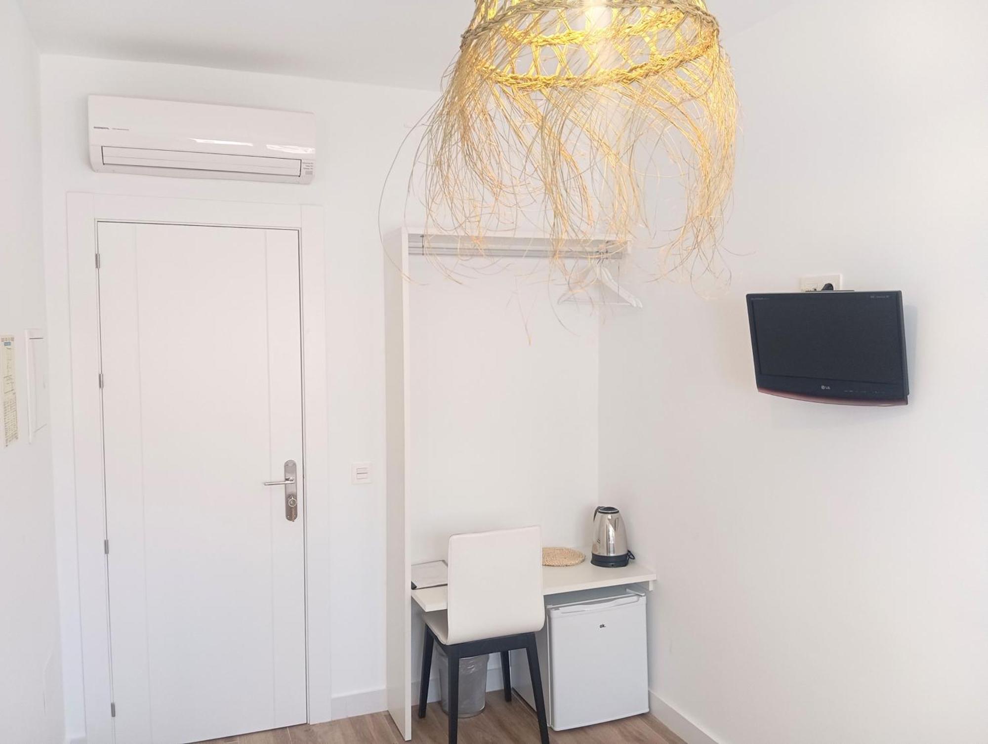 Hostal Casa Emilio Almería Dış mekan fotoğraf